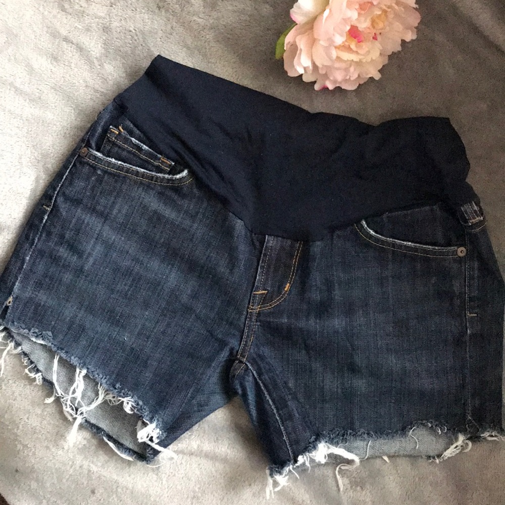 🚨SOLD🚨Pea in The Pod cutoffs